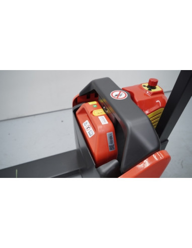 Transpaleta Eléctrica 540x1160mm - 24V - 1500 Kg - 16026