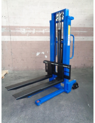 Apilador Manual 1000 Kg - 2500 mm - 16001