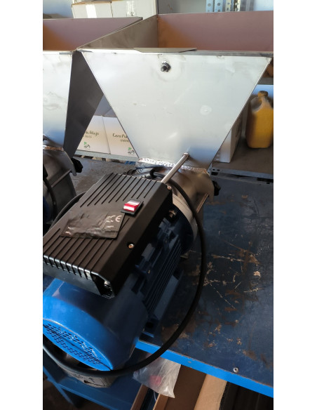 Molino Aceituna 1500W - 2Hp - 300 Kg/h - PR 25
