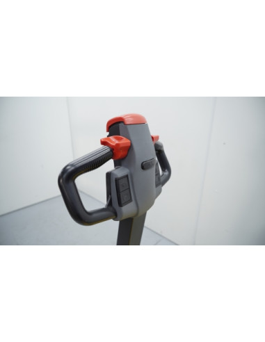 Transpaleta Electrónica - 2000 Kg