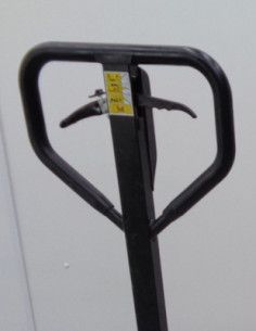 Transpaleta Hidráulica Con Freno 2500 Kg - 1150x540 mm 2